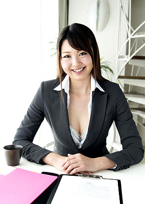 minami-asahina-pics-1-gallery