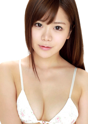 hana-sakura-pics-8-gallery