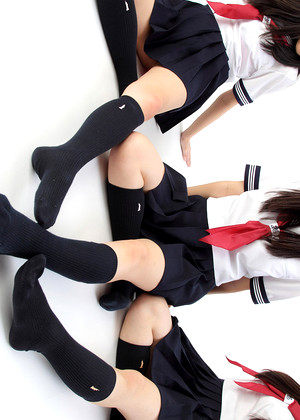 japanese-schoolgirls-pics-4-gallery
