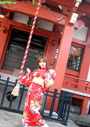 kimono-minami-pics-7-gallery