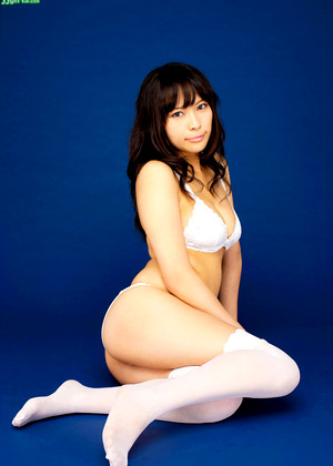 kyoko-maki-pics-2-gallery