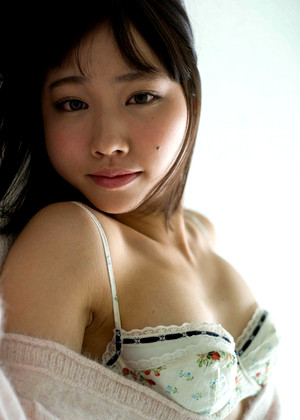 miku-takaoka-pics-2-gallery