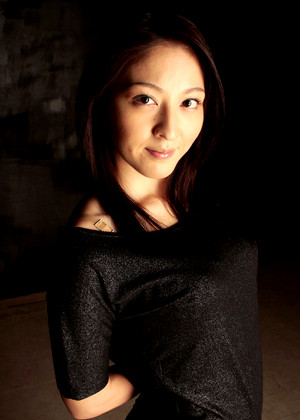 Oshioki Aoi