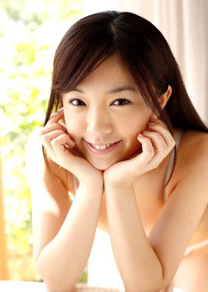 yua-saito-pics-2-gallery