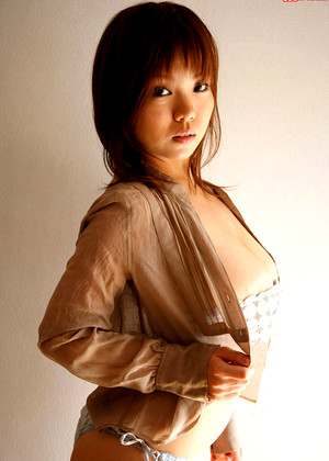 yuna-matsuda-pics-4-gallery