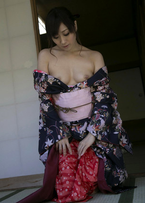 yuu-kawakami-pics-6-gallery