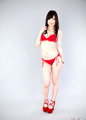 shino-aoi-pics-1-gallery